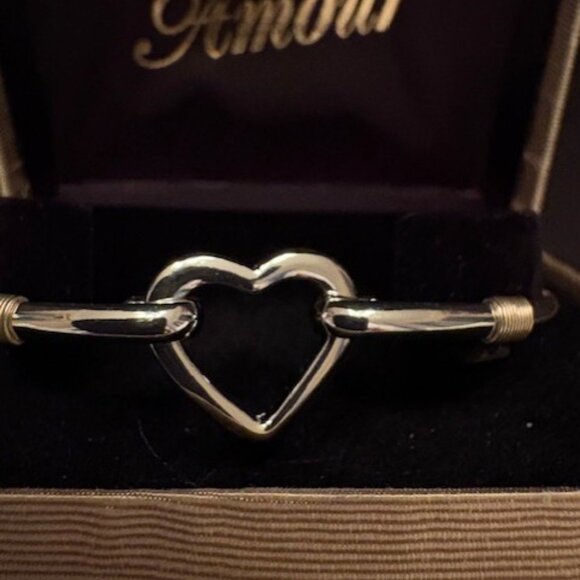AMOUR 'HEART' BANGLE BRACELET - Picture 2 of 6